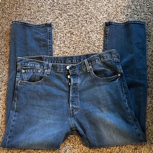 Men’s Levi's 501 button fly Classic Blue Straight Jeans